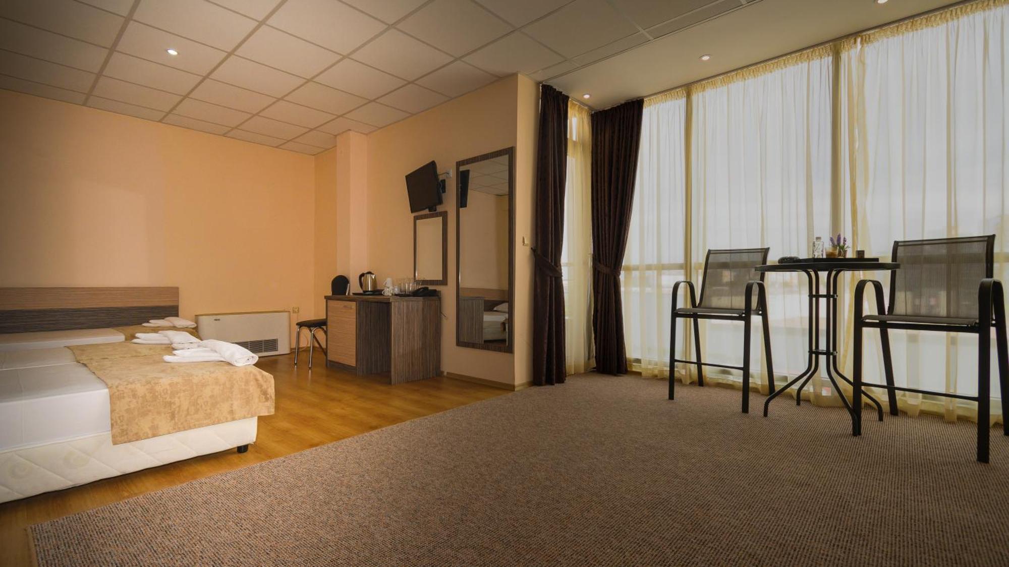 Hotel City Burgas Luaran gambar